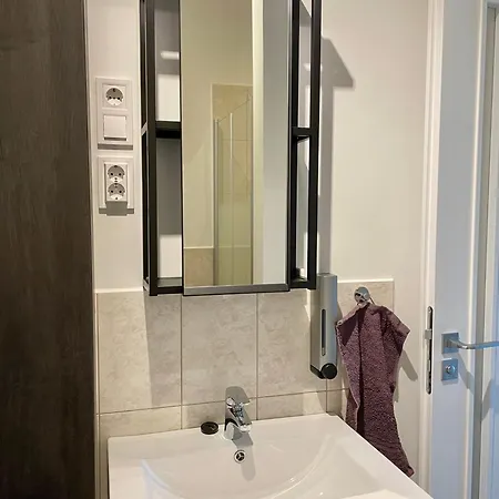 Quiet, Green, Relaxing Place - 3 Bedroom Willa *