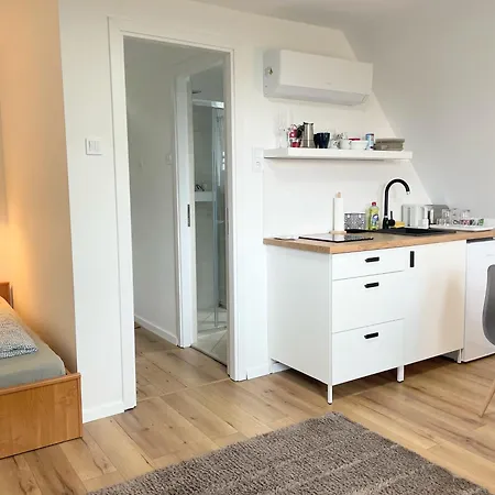 Willa Quiet, Green, Relaxing Place - 3 Bedroom