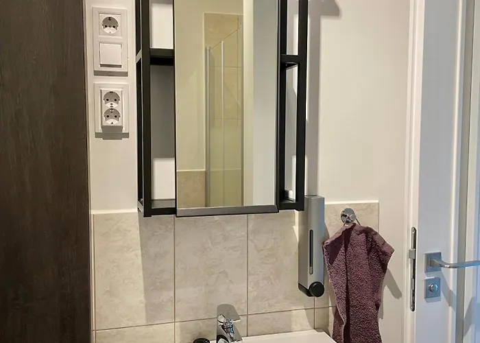 Quiet, Green, Relaxing Place - 3 Bedroom וילה *