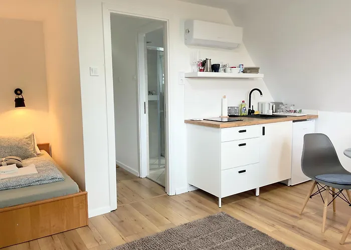 Vila Quiet, Green, Relaxing Place - 3 Bedroom