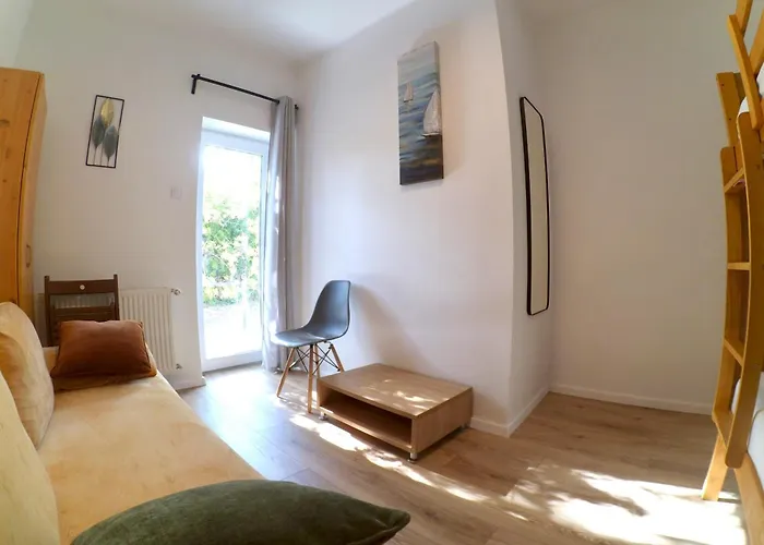 Quiet, Green, Relaxing Place - 3 Bedroom וילה *