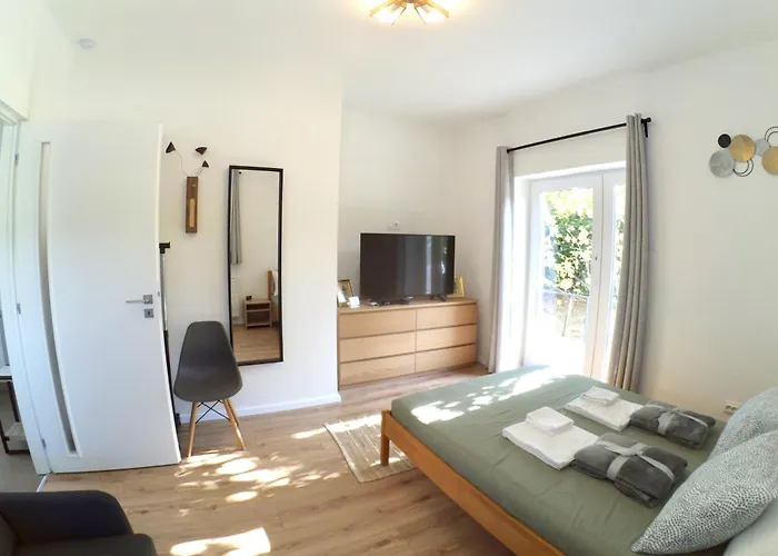 Quiet, Green, Relaxing Place - 3 Bedroom * Balatonfüred